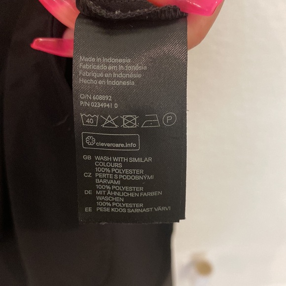 Sheer black chiffon like tunic sleeveless - Picture 3 of 3